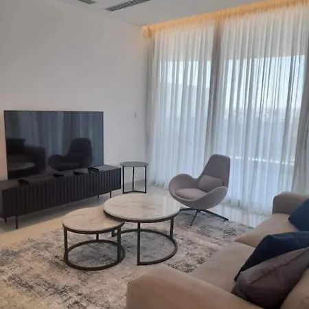 아파트 360 Nicosia-2 Bedroom Tower *